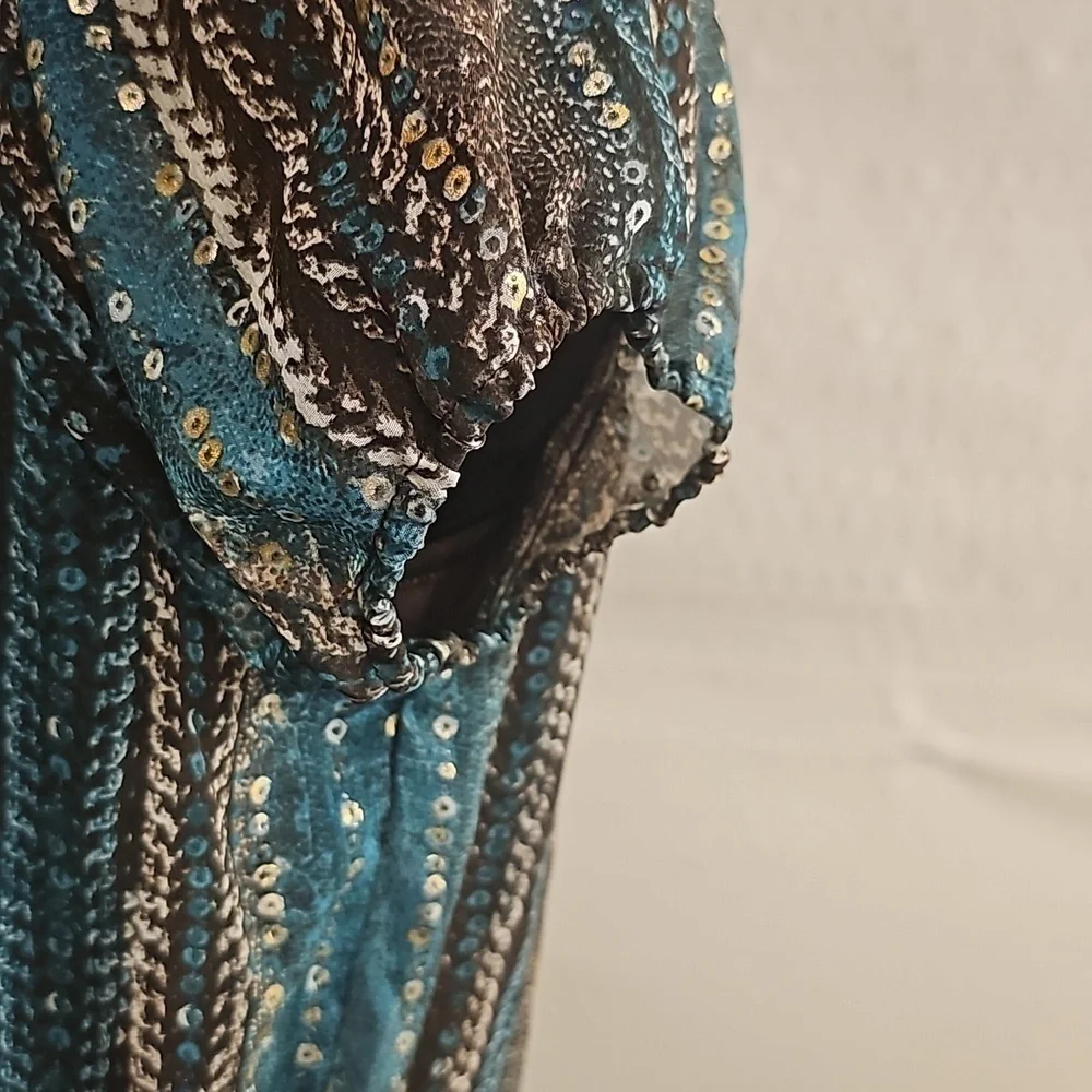 NWT Maurices short sleeve high low lined multi color dress size medium